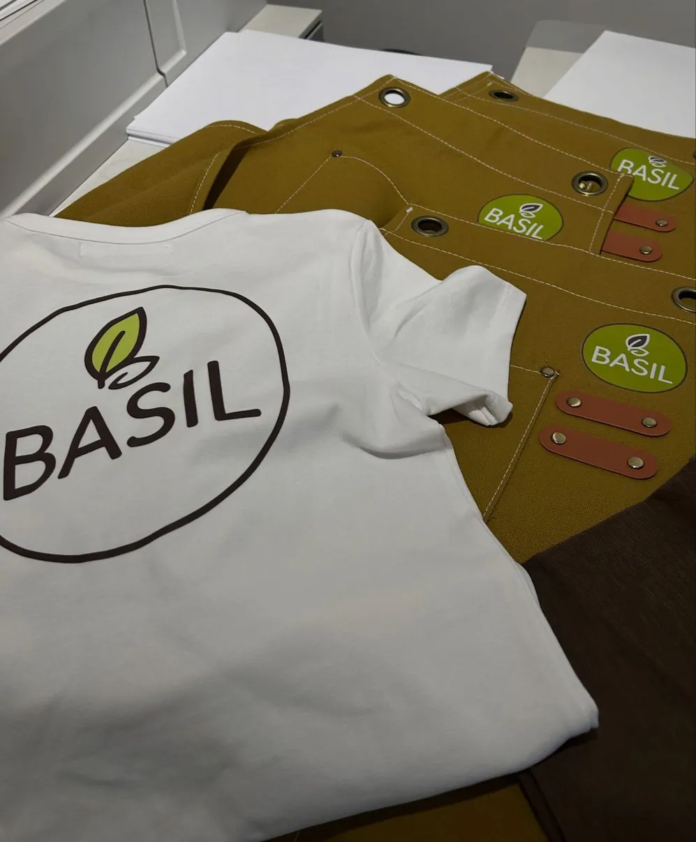 T-shirts en schorten voor Basil