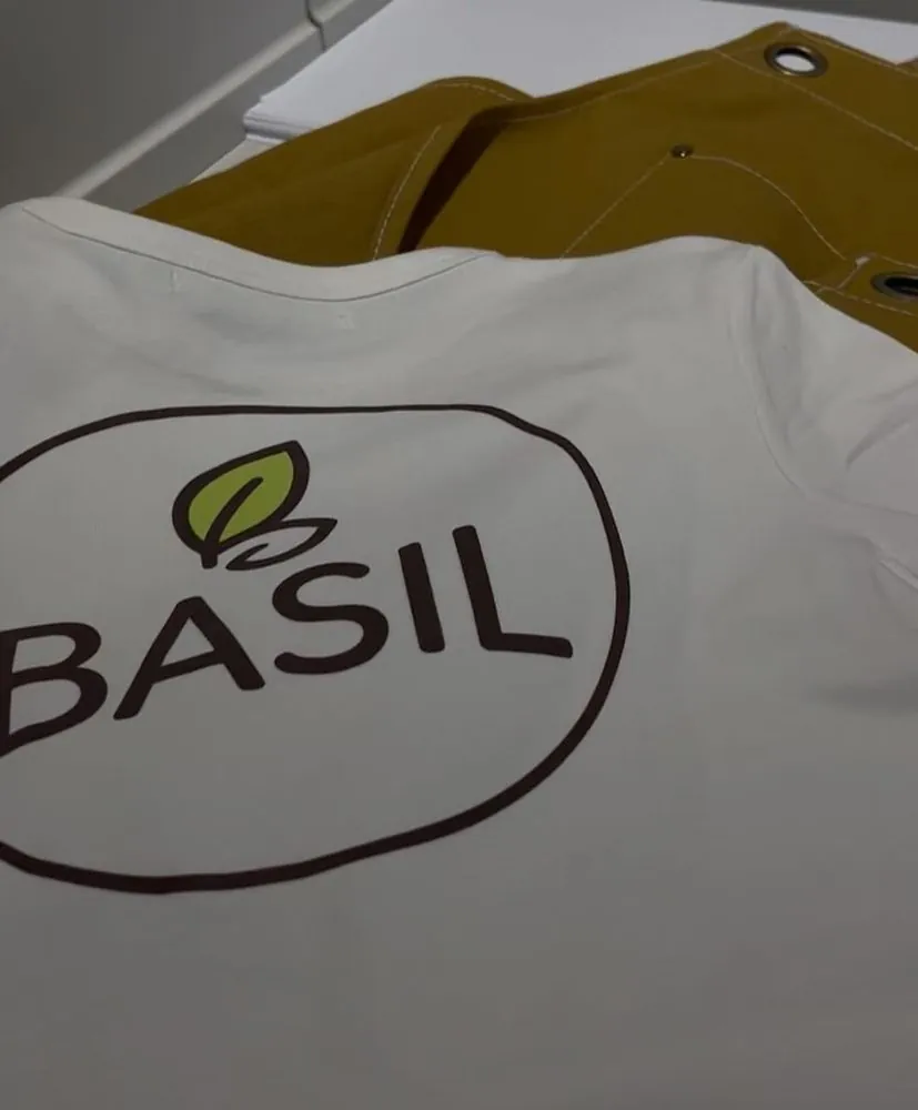 Video: T-shirts voor Basil
