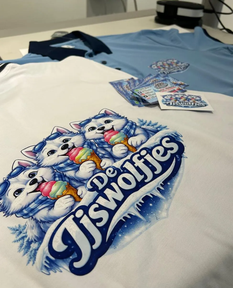 Full colour T-shirts voor De IJswolfjes