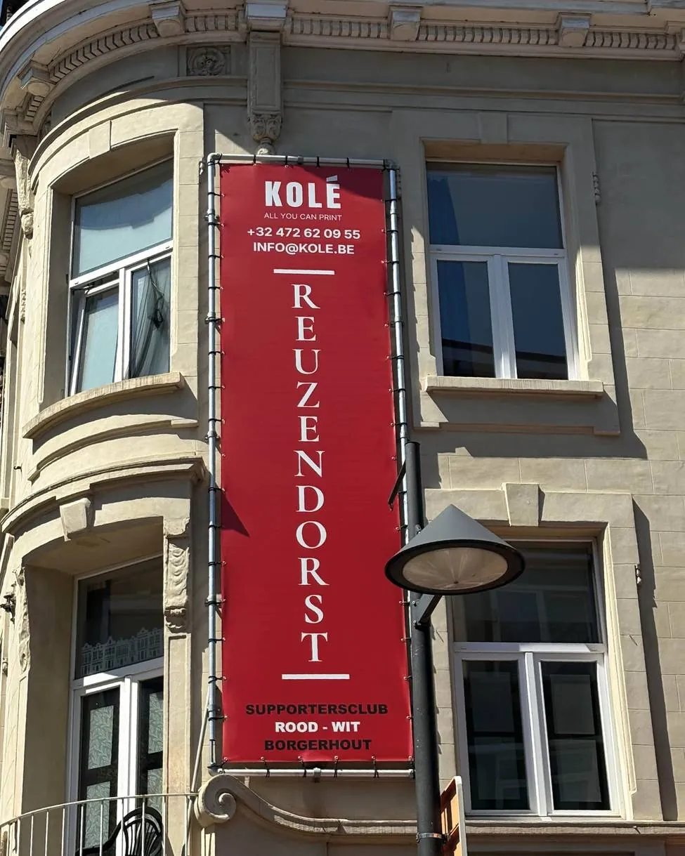 Gevelbanner voor Reuzendorst